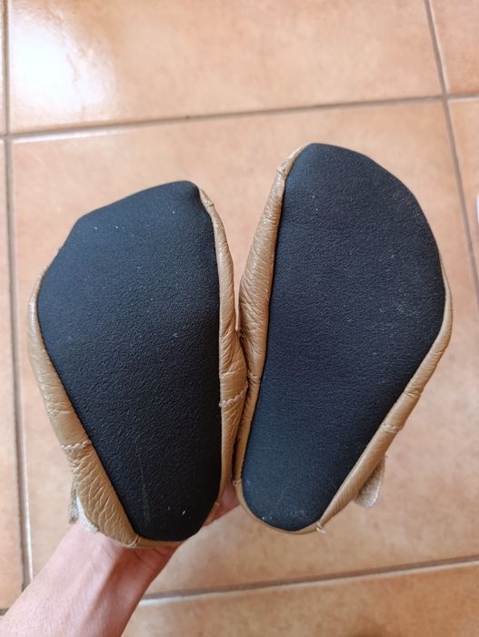 Боси пантофи  Tikki