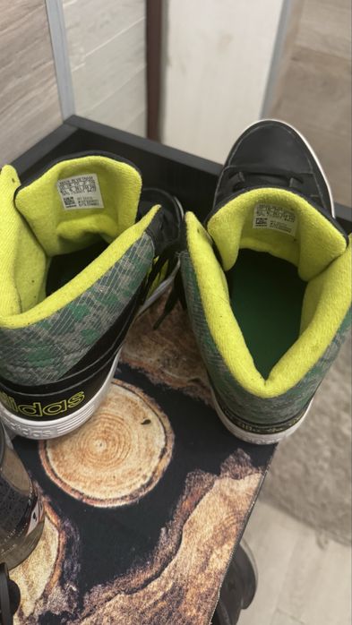 Маратонки Adidas