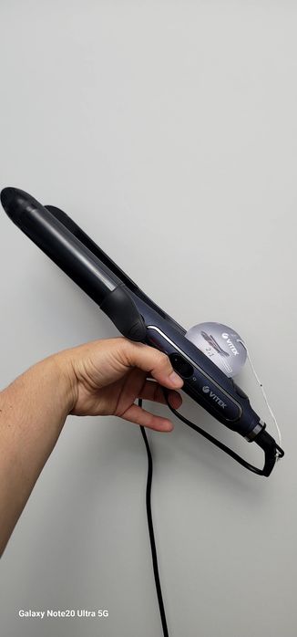 Выпрямитель плюс плойка 2 в 1 . новый с биркой бренда vitek