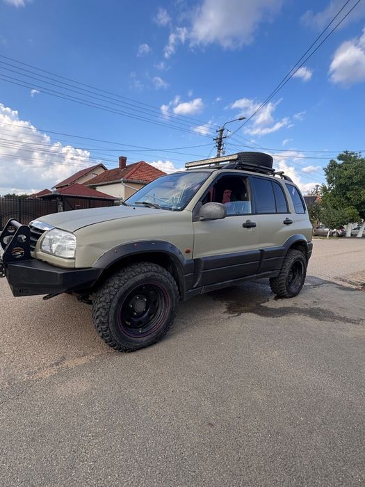 Vând Suzuki Grand Vitara