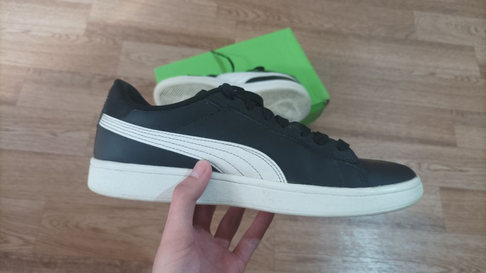 Продам кроссовки 41 размер