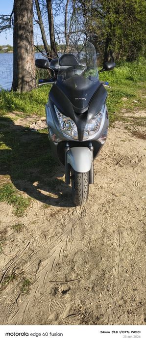 Honda silver wing 400