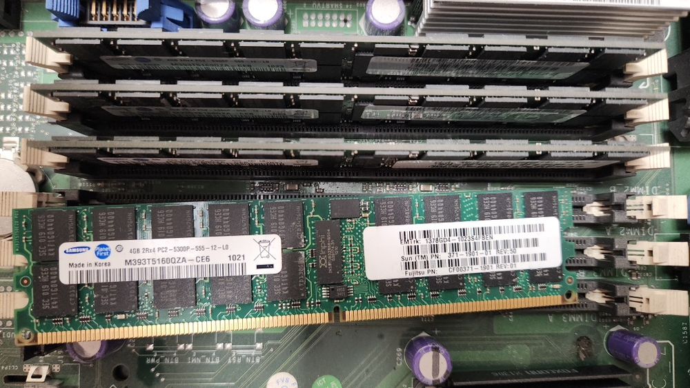 Сервер Dell PowerEdge 2850
