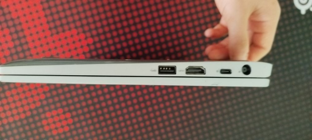 Dell  5310 x360 sensor Intel corei 7 obmen bor gaming noutbookga