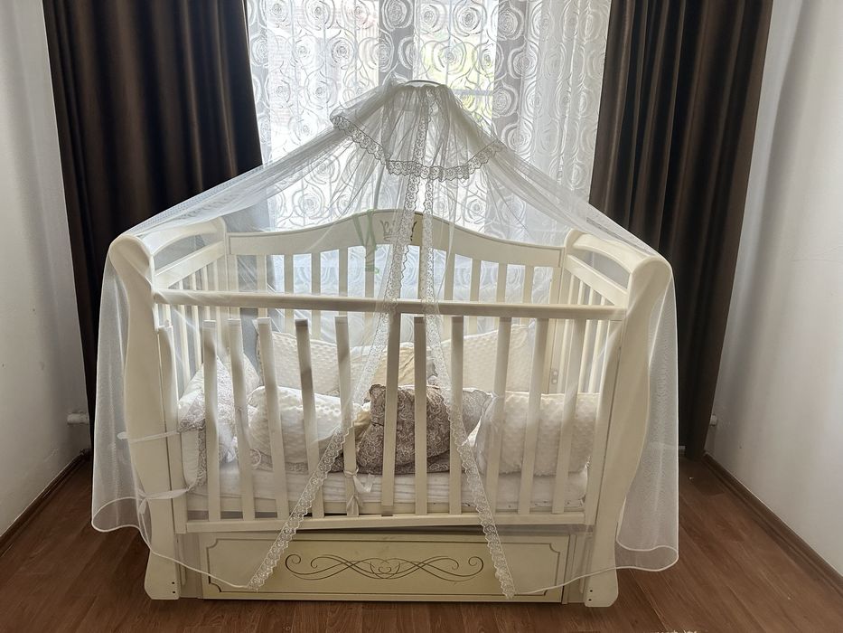 Манеж срочно продам