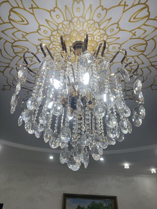 Люстра красивая