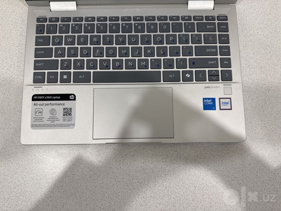 Hp enwe 360 core i5 8/512