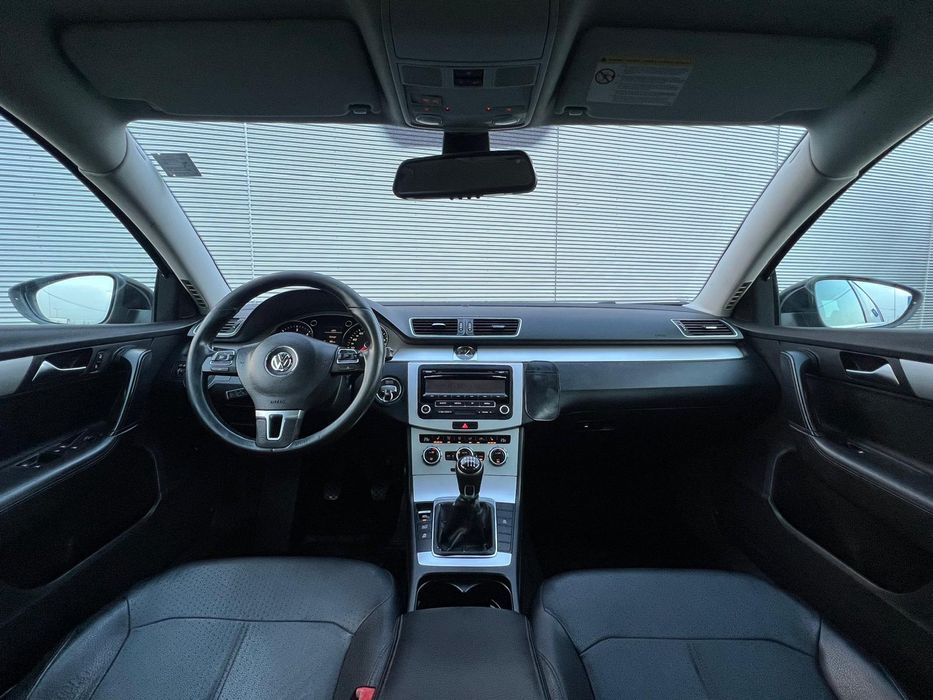 Vand Volkswagen Passat B7 2.0 TDI piele fabr 2015 impecabila urgent