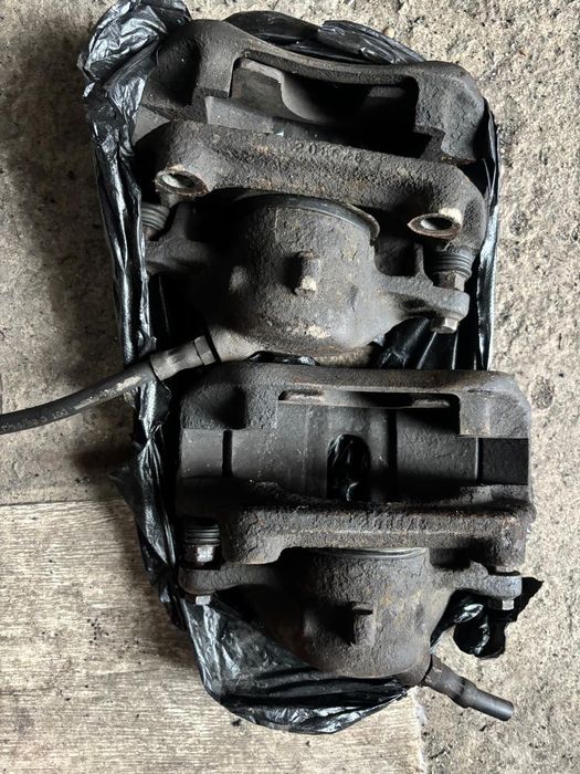 Запчасти на Мерседес 124