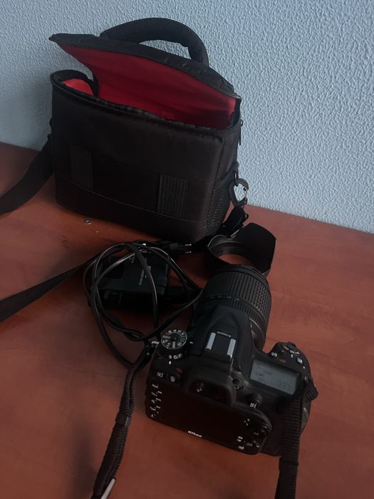 Nikon D7100 doar 15.000 de cadre