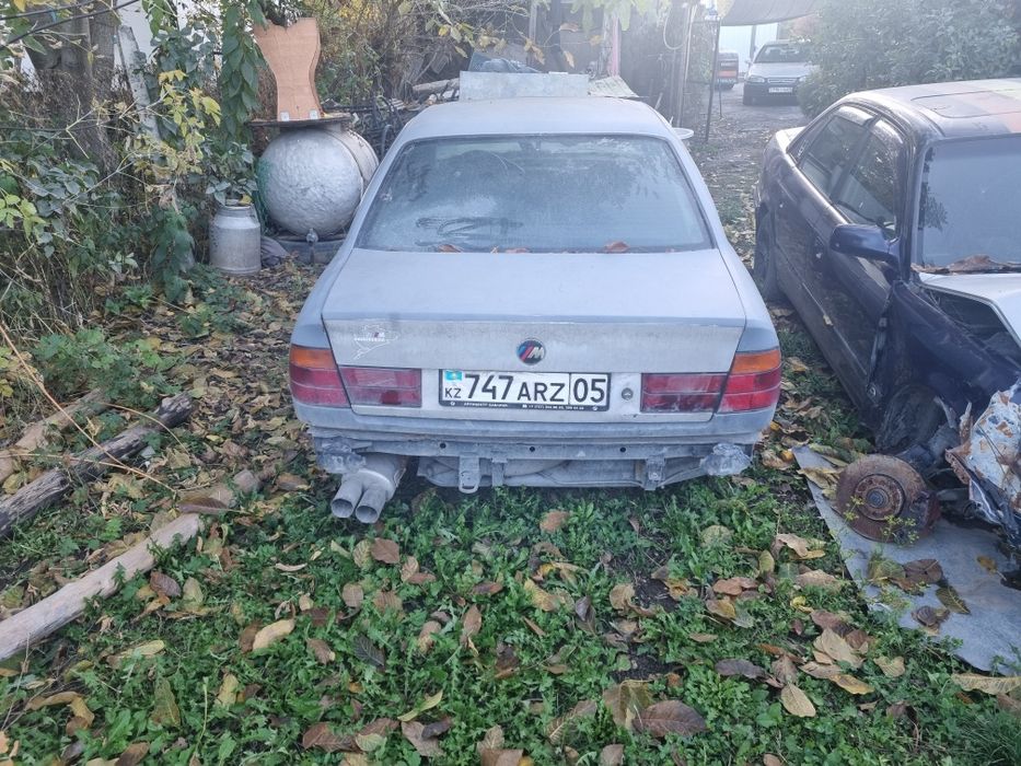 Продам БМВ срочно