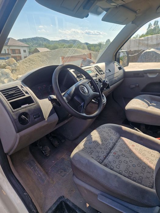 Volkswagen Transporter 2007 diesel, 2.641 € — imagine 5