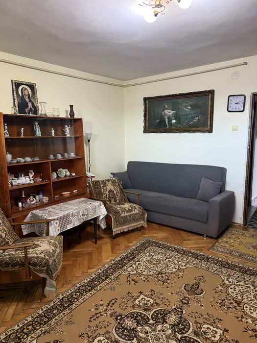 Vând garsonieră 28mp, zona Burdea (bulevardul cloșca) - Proprietar