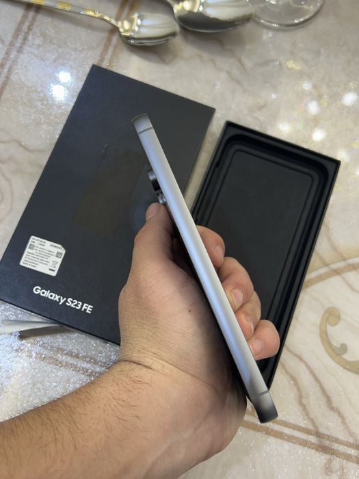 Samsung Galaxy S 23 fe sotiladi
