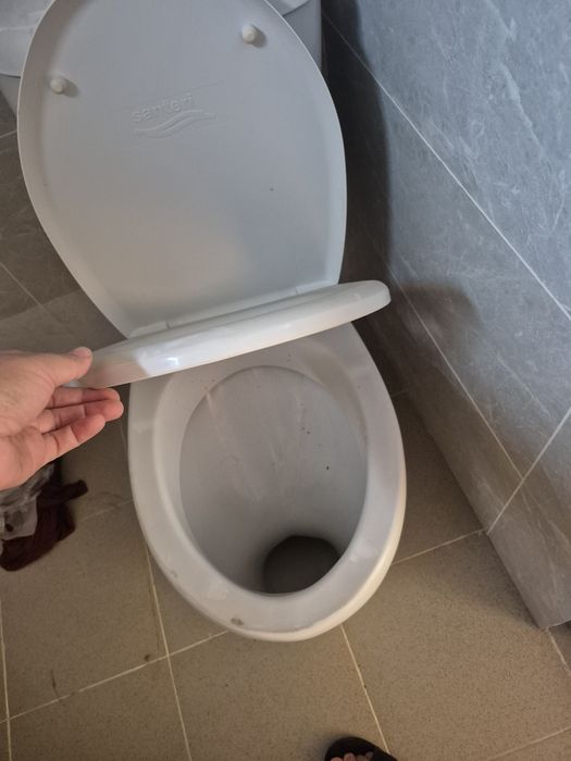Продам б/у унитаз