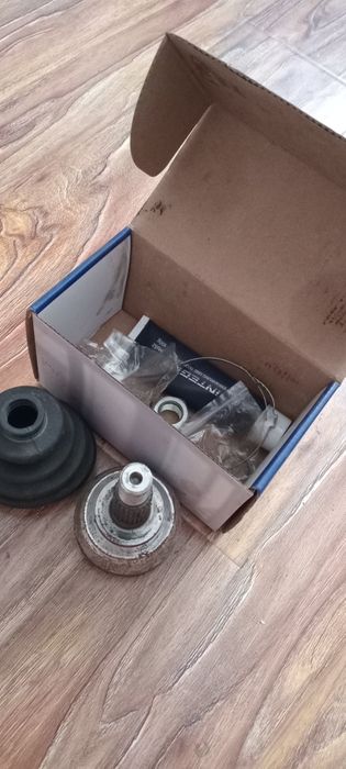 Граната ШРУС Renault  candero