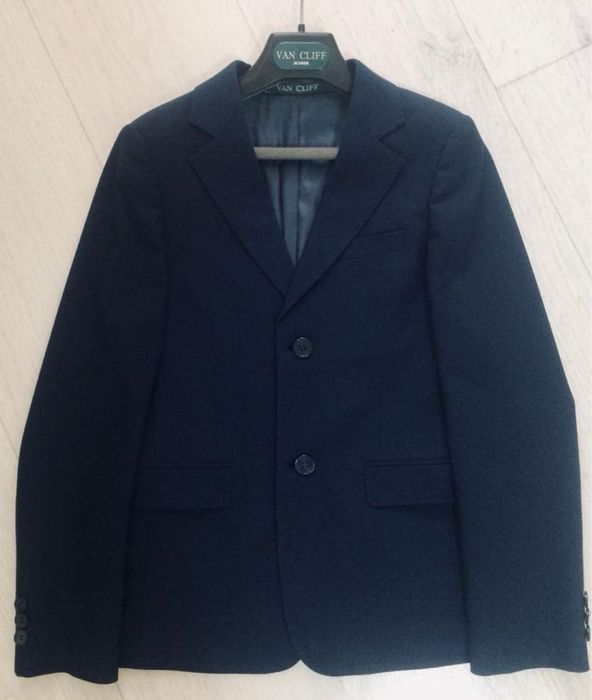 Продам школьную форму