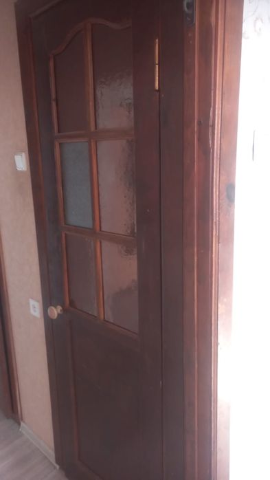 Продам межкомнатные двери 4 шт
