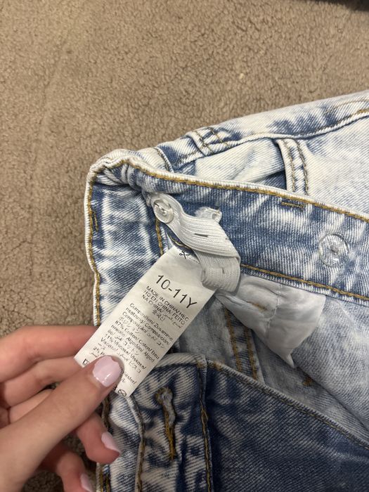 Скъсани дънки за деца