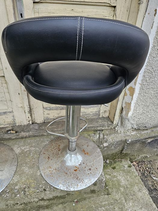 Set 4 scaune de bar sau terasa (design modern )