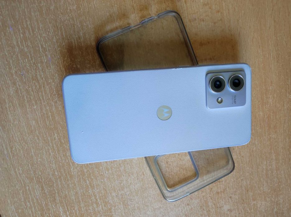 Motorola G84 fisurat