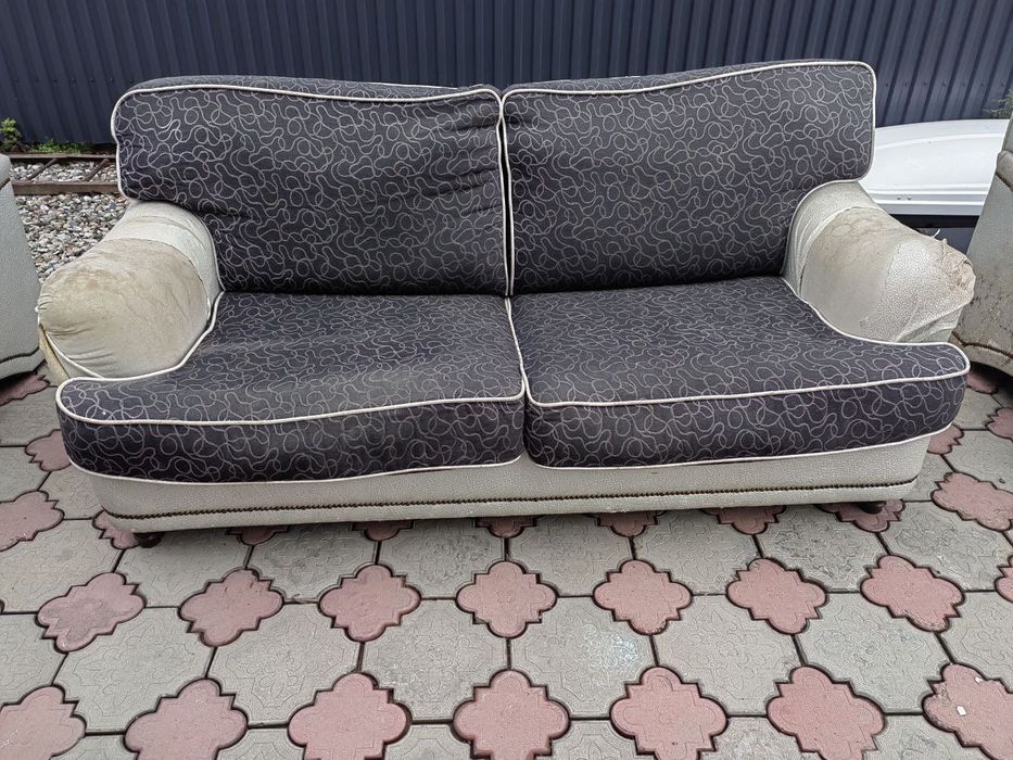 Диван, раскладной.