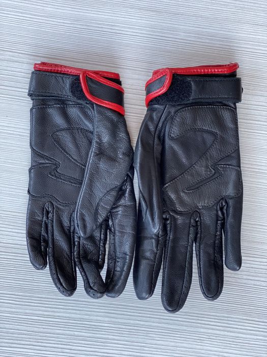 Дамски Рокерски Ботуши,Елек,Ръкавици и Яке