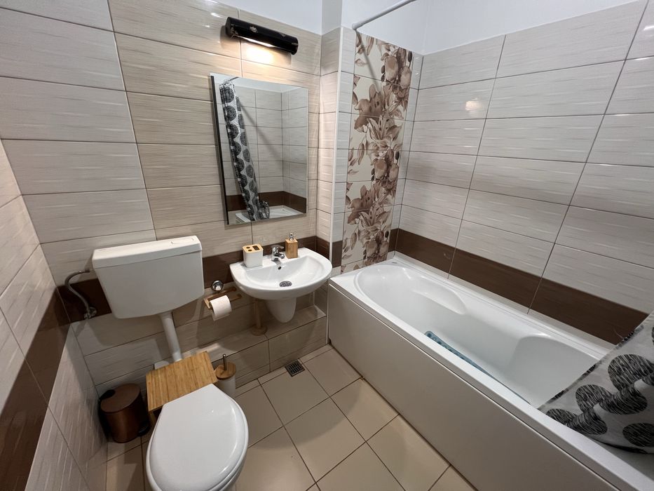 Apartament 2 camere decomandat, 53,38 mp, 2 balcoane, parcare proprietate – Otopeni central
