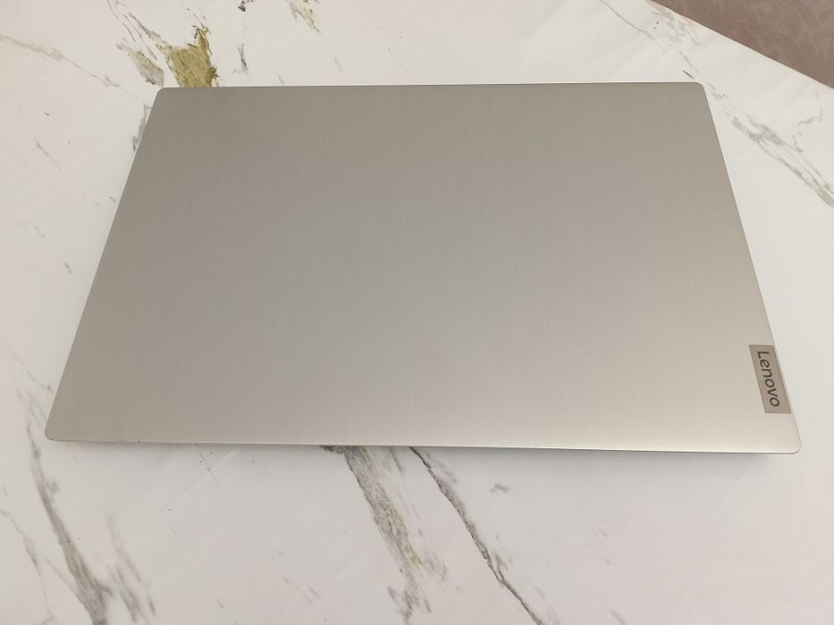 Lenovo IdeaPad 3