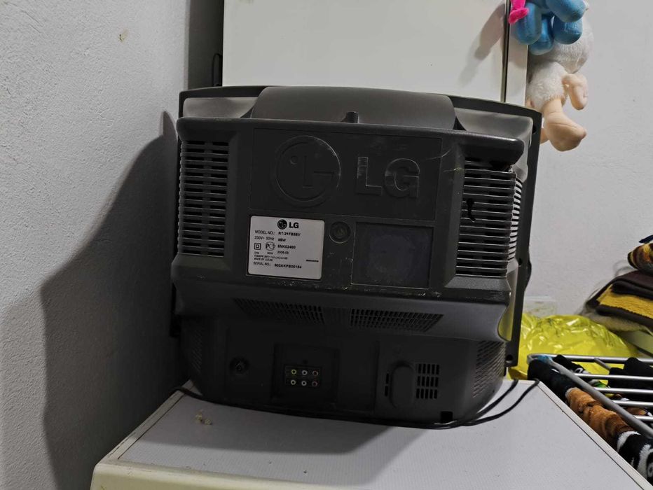 Телевизор LG RT-21FB55V,12