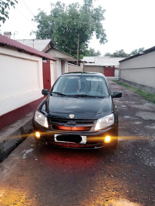 Продаю Ладу Гранту 2014 года