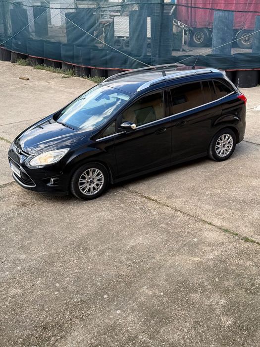 Ford Grand C-Max FORD GRAND C-MAX 2.0 TDCi – 2012/ 2 chei/ 2 proprietari in trecut