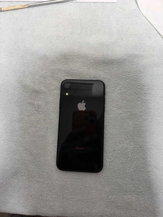 Telefon Iphone Xr 128 Gb - ca si nou - liber orice retea XR- Impecabil
