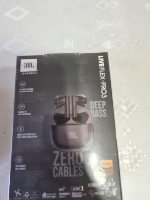 Наушники продаю хорошие