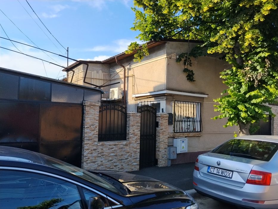 Vânzare casa din caramida