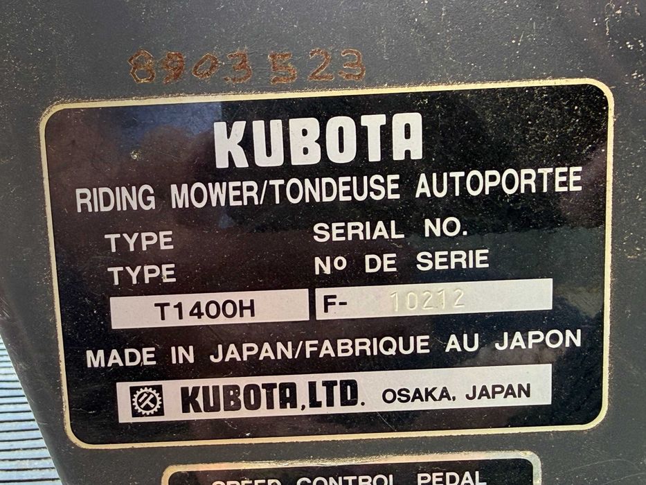 Тракторна косачка KUBOTA без косилен апарат 13.5 кс