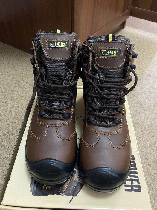 Летний спецботинка