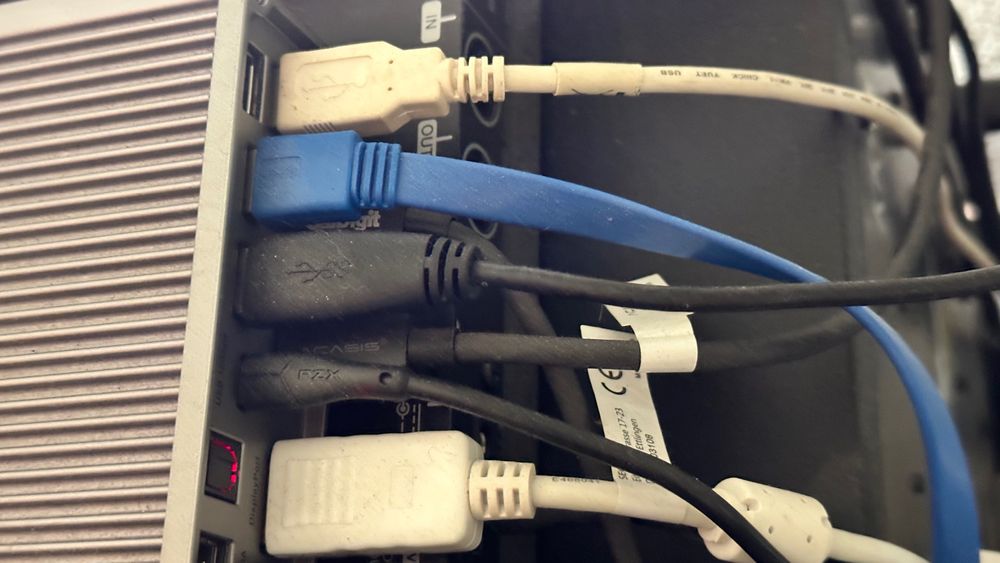 CalDigit TS3 Plus - Докинг Станция 15 входа/изхода