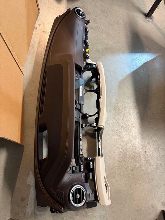 Plansa bord mercedes e-class w213