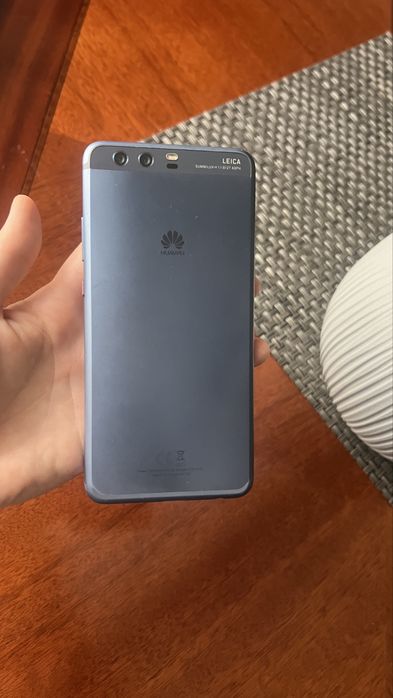 Huawei P10 Plus.