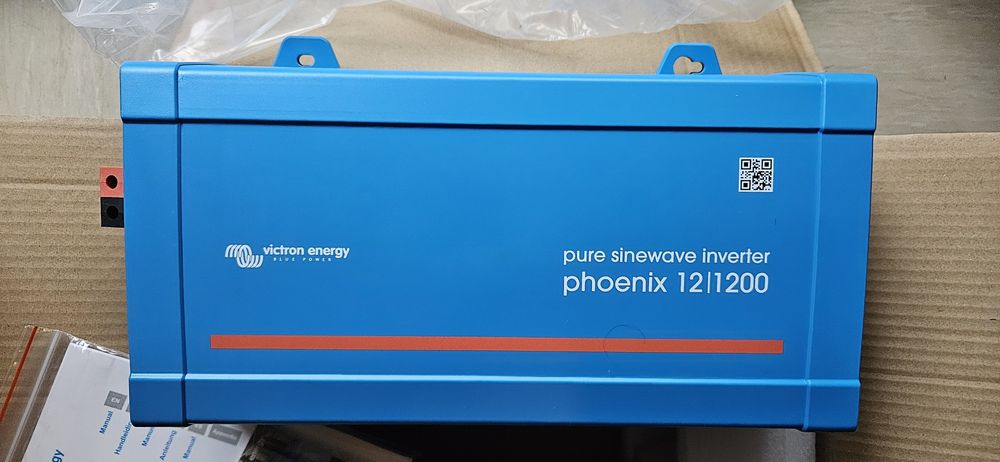 Инвертор Victron 12/1200