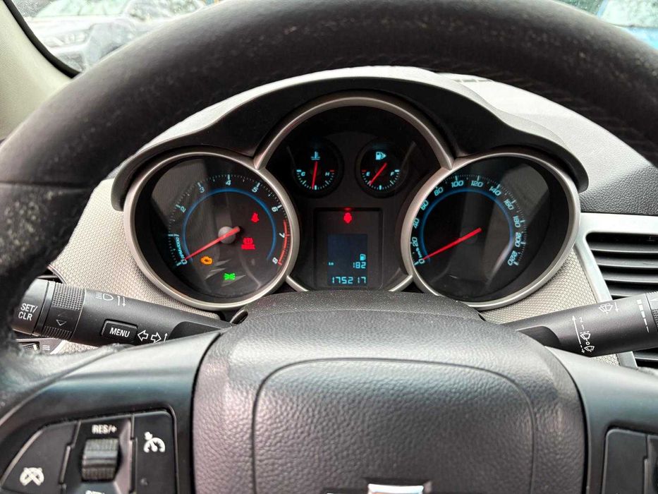 CHEVROLET Cruze 2011 — imagine 3