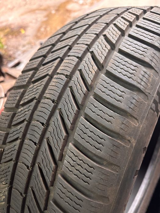215/55/17 Continiental 4 бр