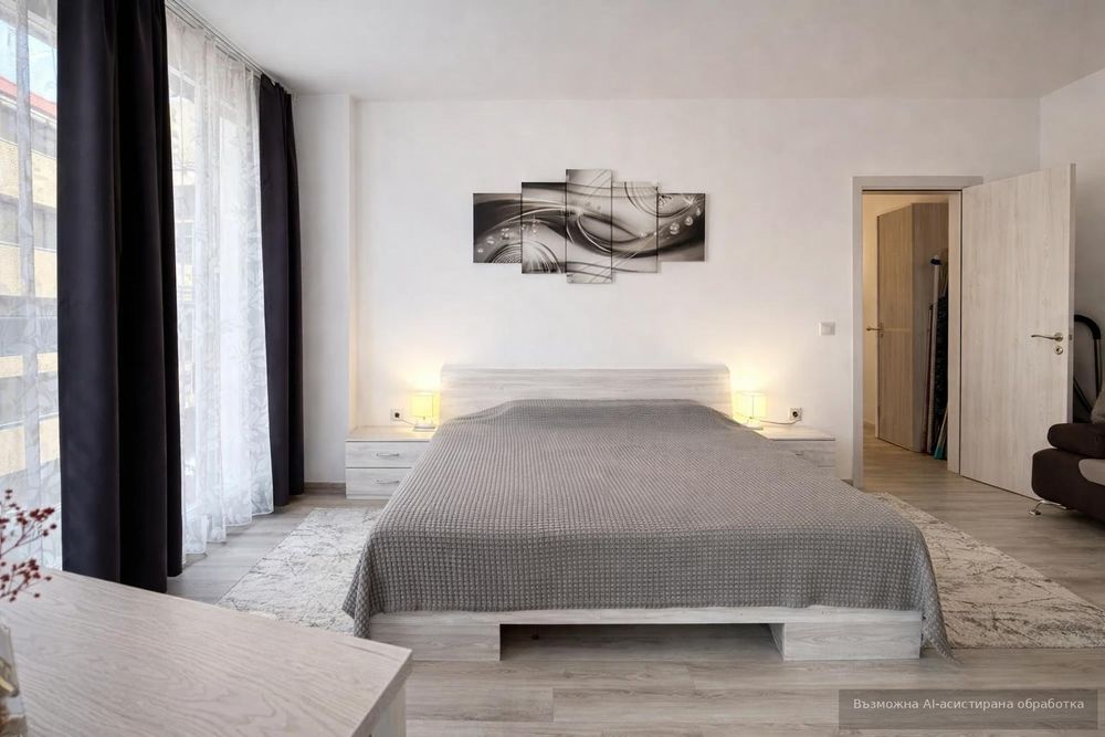 Дава се под наем Тристаен апартамент в Варна, Бриз - 145 кв.м за 1400 € - Снимка #3