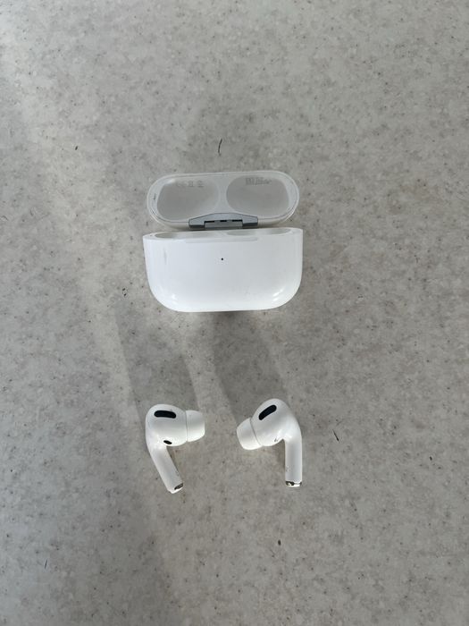 Продам Airpods pro