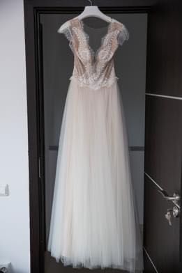 Vand rochie de mireasa+voal Divine Atelier. Cadou diadema cu swarovski
