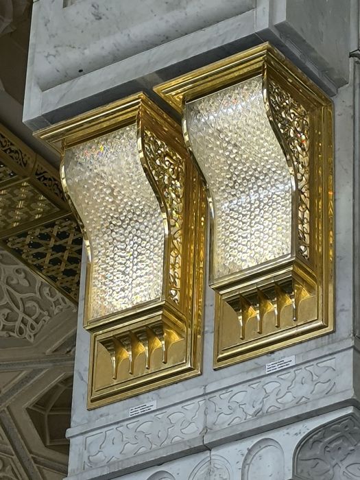 Latun va tilla rangli dekor buyumlarini yasash va o‘rnatish