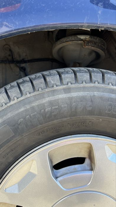 Летни гуми MICHELIN AGILIS 215/75/16 за бус/кемпер