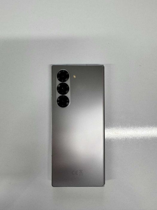 Samsung Galaxy Z FoLd 6 512gb