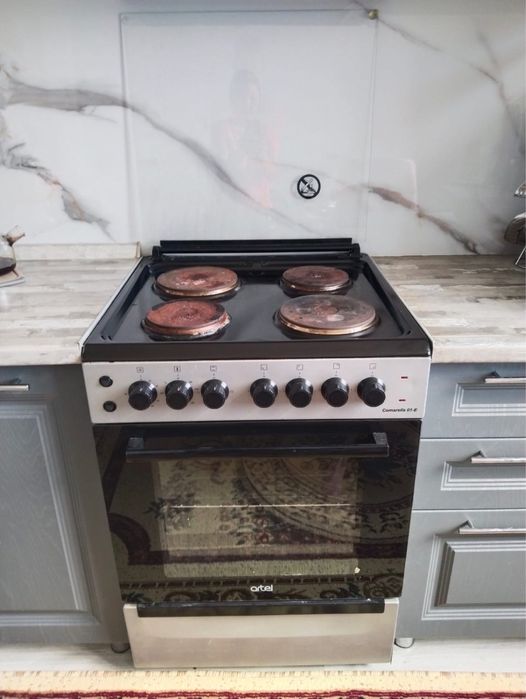 Электроплита Comarella б/у